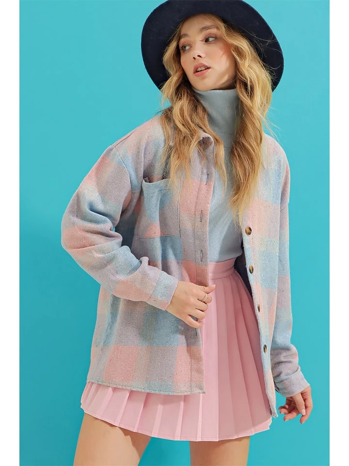 Hemdjacke In Hellblau/ Rosa 4 Hemdjacke In Hellblau/ Rosa – Bild 2