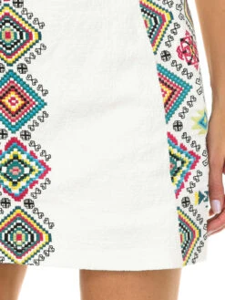 Desigual Rock In Weiß/ Bunt -Trendiges Bekleidungsgeschäft desigual rock in weiss bunt 2