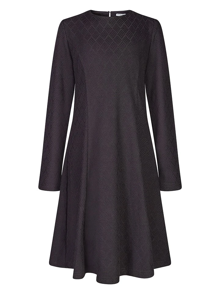 Kleid In Schwarz 3 Kleid In Schwarz