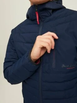 Jack & Jones Parka 'Berg Hybrid' In Dunkelblau 11 Jack & Jones Parka 'Berg Hybrid' In Dunkelblau -Trendiges Bekleidungsgeschäft jack and jones parka berg hybrid in dunkelblau 3