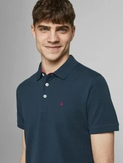 Jack & Jones Poloshirt "Jjepaulos" In Dunkelblau 12 Jack & Jones Poloshirt "Jjepaulos" In Dunkelblau -Trendiges Bekleidungsgeschäft jack and jones poloshirt jjepaulos in dunkelblau 3