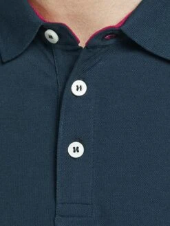 Jack & Jones Poloshirt "Jjepaulos" In Dunkelblau 13 Jack & Jones Poloshirt "Jjepaulos" In Dunkelblau -Trendiges Bekleidungsgeschäft jack and jones poloshirt jjepaulos in dunkelblau 4