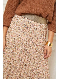 Rock In Beige 10 Rock In Beige -Trendiges Bekleidungsgeschäft larmoire de suzette rock in beige 3