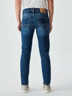LTB Jeans "Servando" - Slim Fit - In Blau -Trendiges Bekleidungsgeschäft ltb jeans servando slim fit in blau 1