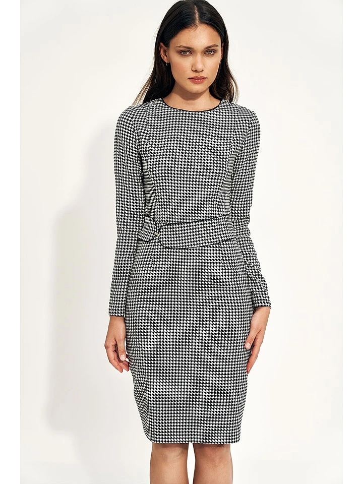 Kleid In Schwarz/ Weiß 3 Kleid In Schwarz/ Weiß