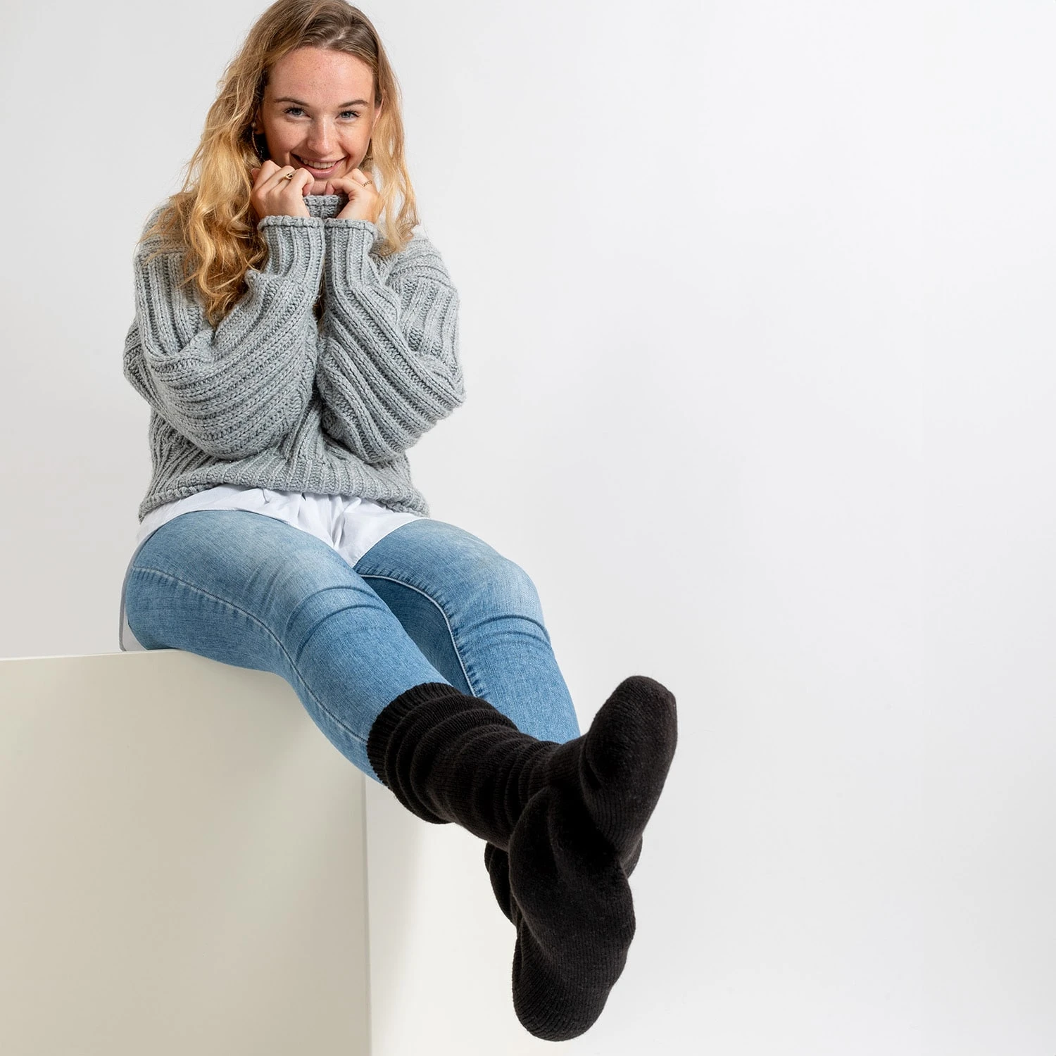 2er Pack Ultra Thermosocken Yuki In Schwarz-Anthrazit 7 2er Pack Ultra Thermosocken Yuki In Schwarz-Anthrazit – Bild 5