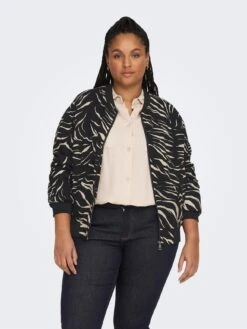 ONLY CARMAKOMA Bomber Jacke Übergröße Übergangs Blouson Plus Size CARNOVA In Schwarz 12 ONLY CARMAKOMA Bomber Jacke Übergröße Übergangs Blouson Plus Size CARNOVA In Schwarz -Trendiges Bekleidungsgeschäft only carmakoma bomber jacke ubergrosse ubergangs blouson plus size carnova in schwarz 3
