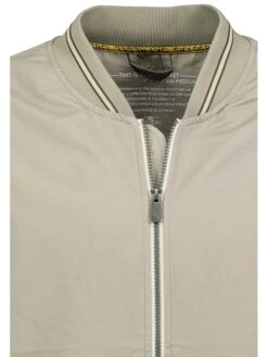 Blouson In Hellgrün -Trendiges Bekleidungsgeschäft sky rebel blouson in hellgrun 3