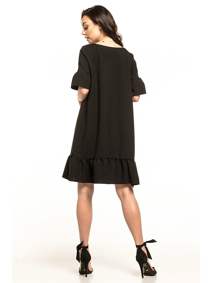 Kleid In Schwarz 4 Kleid In Schwarz – Bild 2