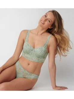 Triumph Bügelloser BH "Amourette Charm" In Grün 8 Triumph Bügelloser BH "Amourette Charm" In Grün -Trendiges Bekleidungsgeschäft triumph bugelloser bh amourette charm in grun 1