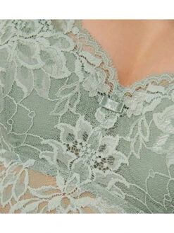 Triumph Bügelloser BH "Amourette Charm" In Grün 10 Triumph Bügelloser BH "Amourette Charm" In Grün -Trendiges Bekleidungsgeschäft triumph bugelloser bh amourette charm in grun 3