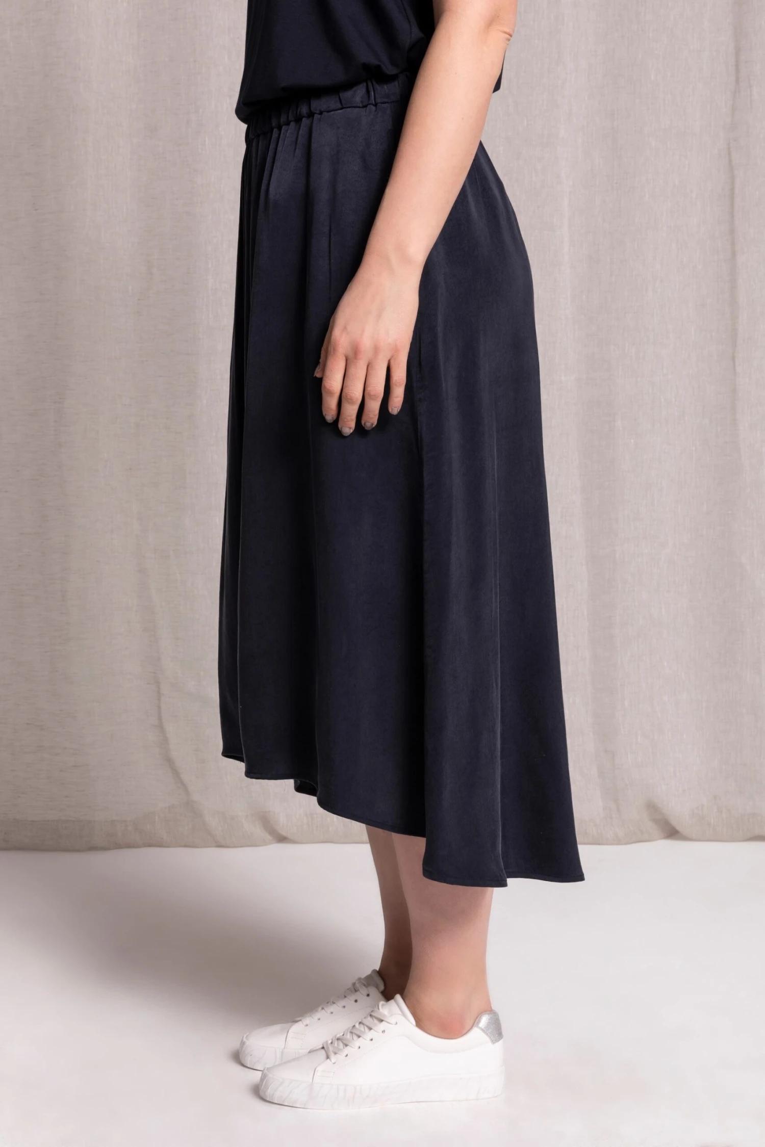 Ulla Popken Schlupfrock In Dunkelblau 5 Ulla Popken Schlupfrock In Dunkelblau – Bild 3