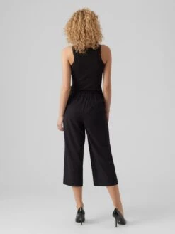 Vero Moda Culotte "Cookie" In Schwarz 7 Vero Moda Culotte "Cookie" In Schwarz -Trendiges Bekleidungsgeschäft vero moda culotte cookie in schwarz 2